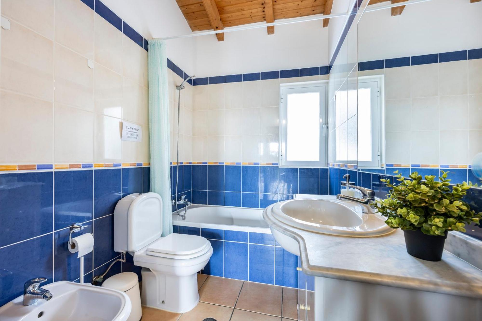 Anchorhouse Portugal Hotell Aljezur Eksteriør bilde